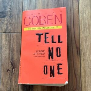 Harlan Coben "Tell No One" - Bright Orange Paperback Thriller